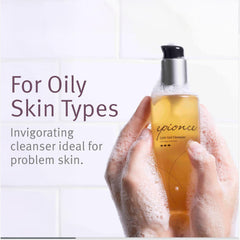 Epionce Lytic Gel textura en gel transparente que facilita limpieza suave