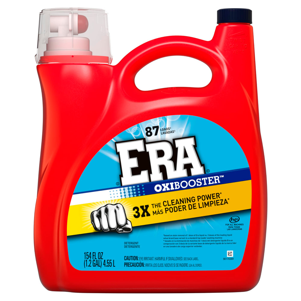 Era botella junto a mano para escala, visualiza el tamaño y ahorro por envase