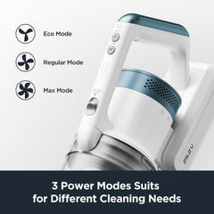 Eureka RapidClean Pro junto a una mano para comparar tamaño y ligereza