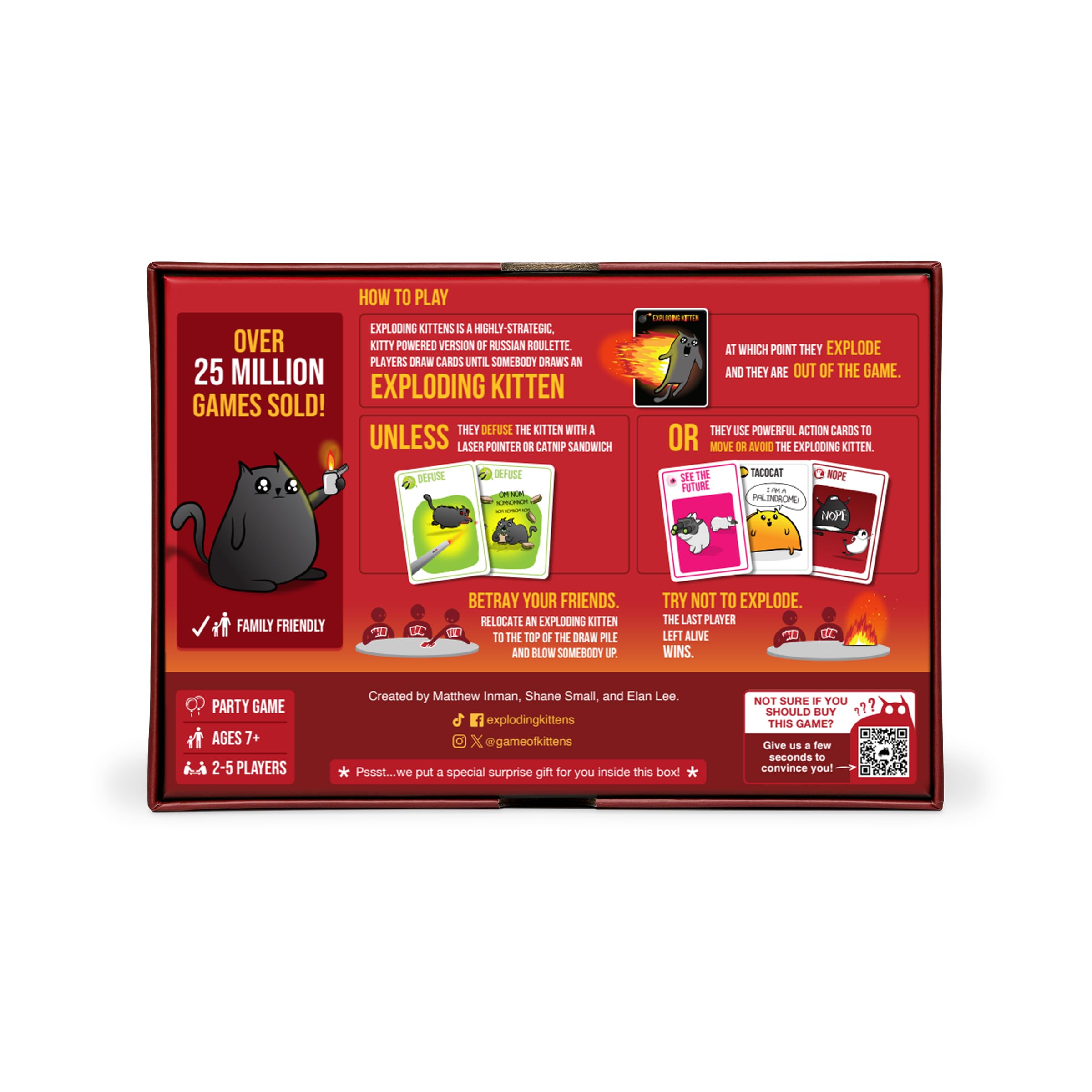 Exploding Kittens carta defuse en mano demostrando cómo evita la eliminación