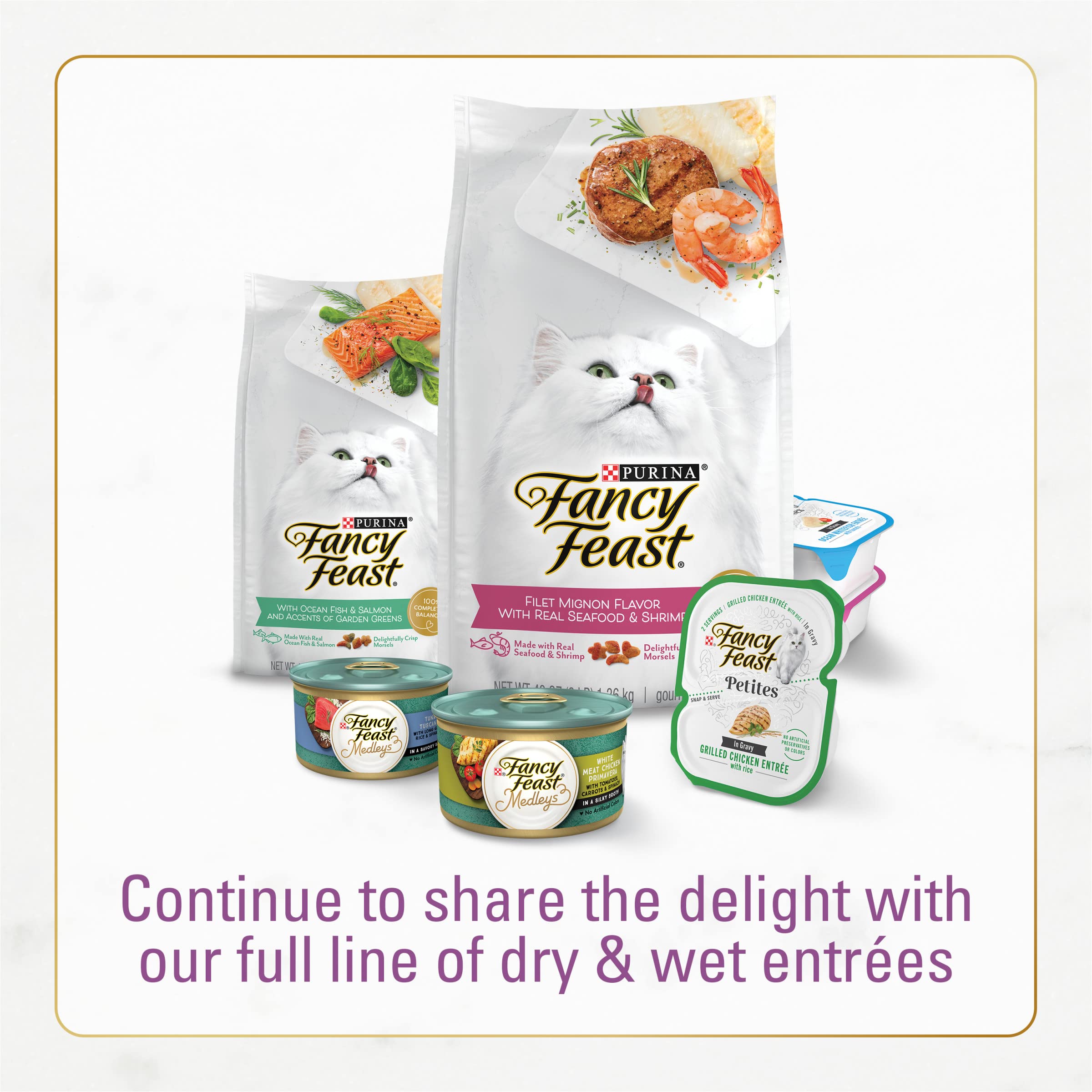 Fancy Feast etiqueta nutricional con vitaminas y minerales listados
