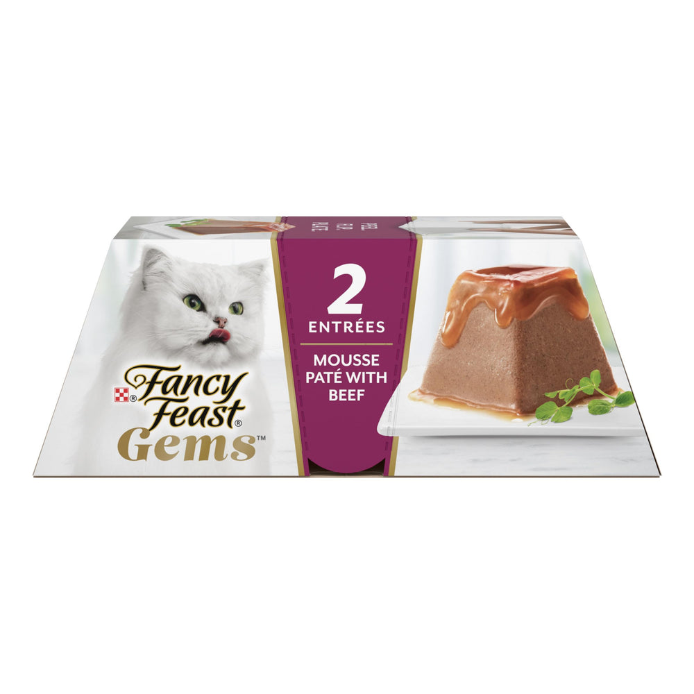 Fancy Feast mostrando el frente del envase y diseño gourmet, atractivo visual para dueños