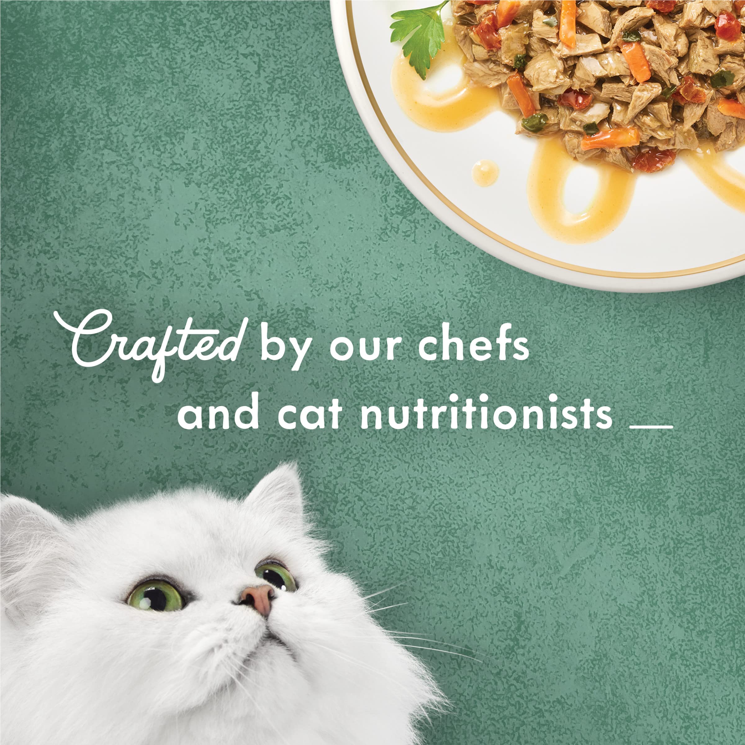 Fancy Feast ingredientes frescos: pollo, tomates, zanahoria y espinacas