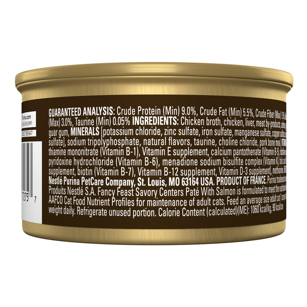 Caja abierta con pack de 24 latas Fancy Feast Salmón lista para almacenamiento doméstico