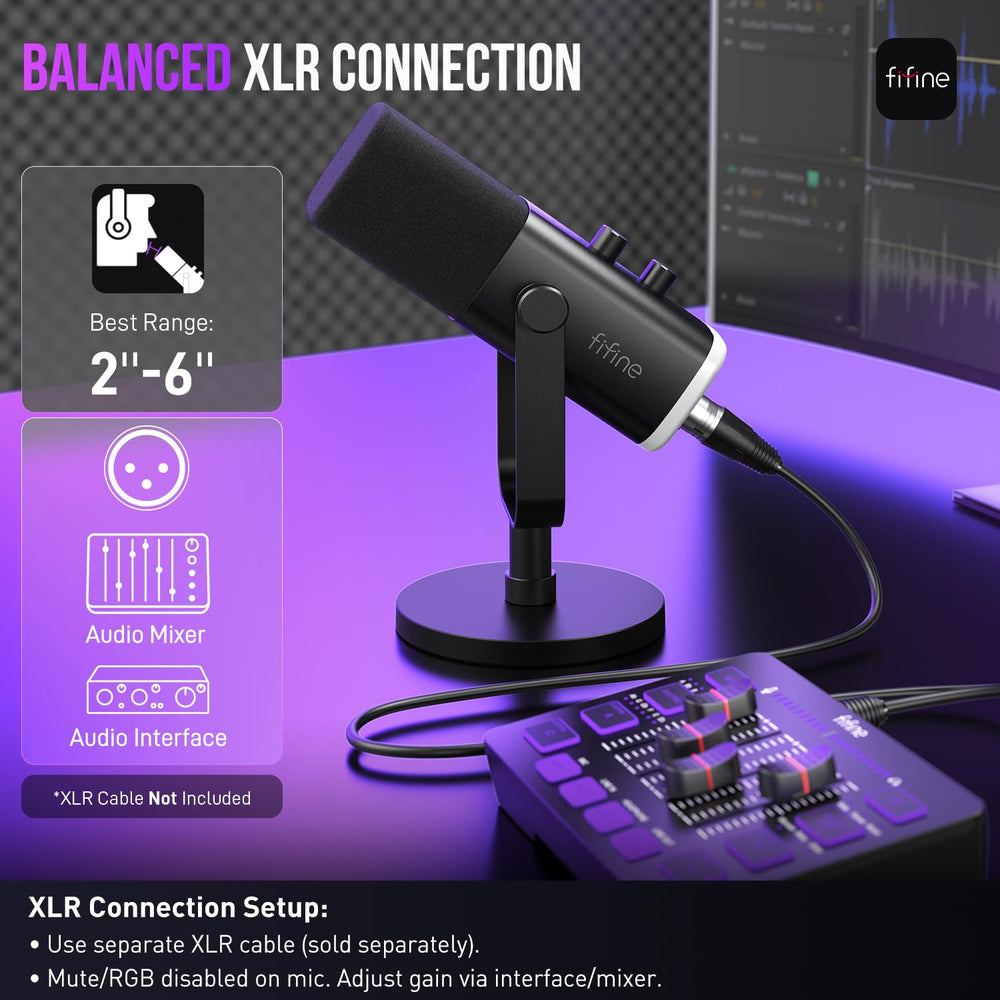 FIFINE AmpliGame AM8 con auriculares para monitoreo en tiempo real