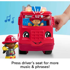 Fisher-Price figuras ubicadas en la cabina fomentando narración