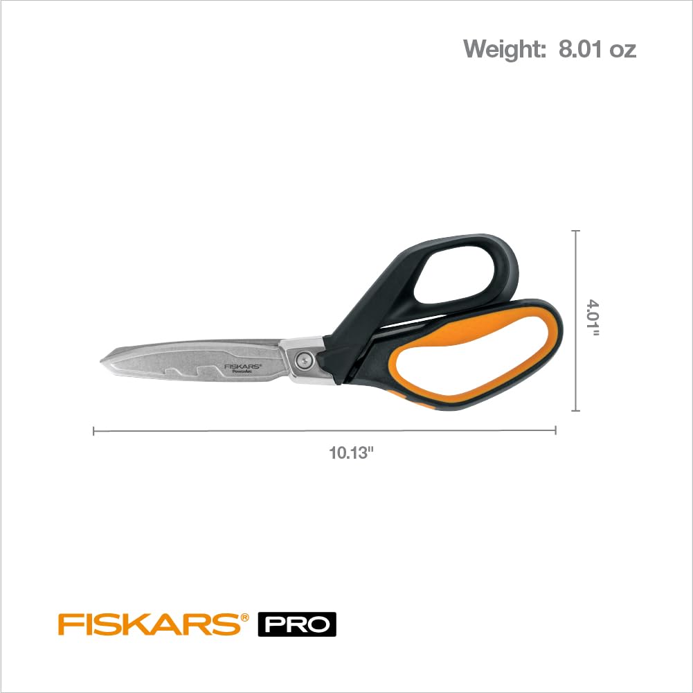 Fiskars detalle de hojas serradas de acero inoxidable para cortes precisos