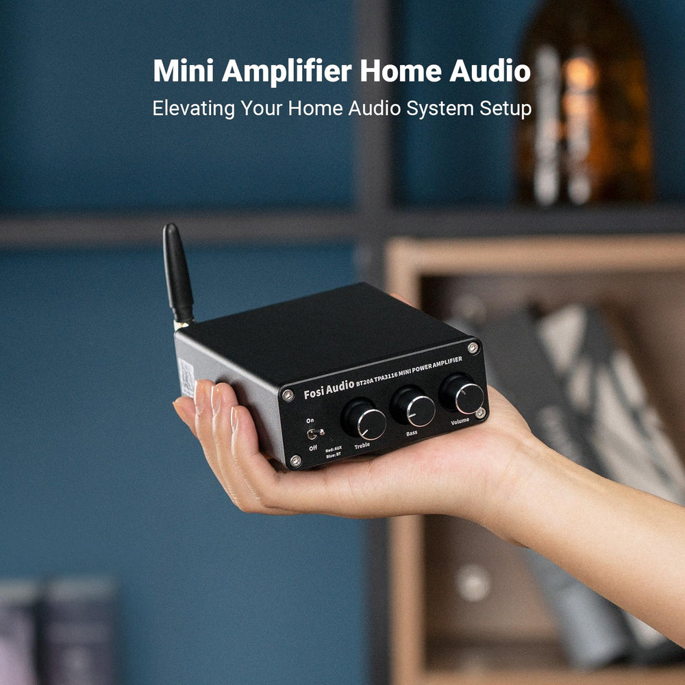 Fosi Audio BT20A situado en una sala reproduciendo música ambiente