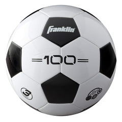 Franklin Sports vista frontal del balón mostrando diseño y marca, ideal para entrenamiento