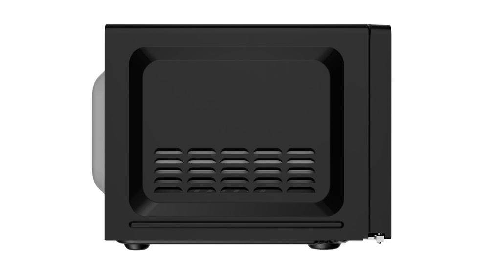 Frigidaire microondas vista lateral junto a una taza para comparar escala y ahorro espacio