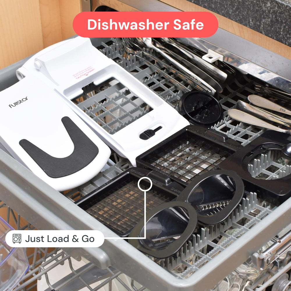Fullstar comparación de tamaño con cuchara para mostrar capacidad de 5 tazas