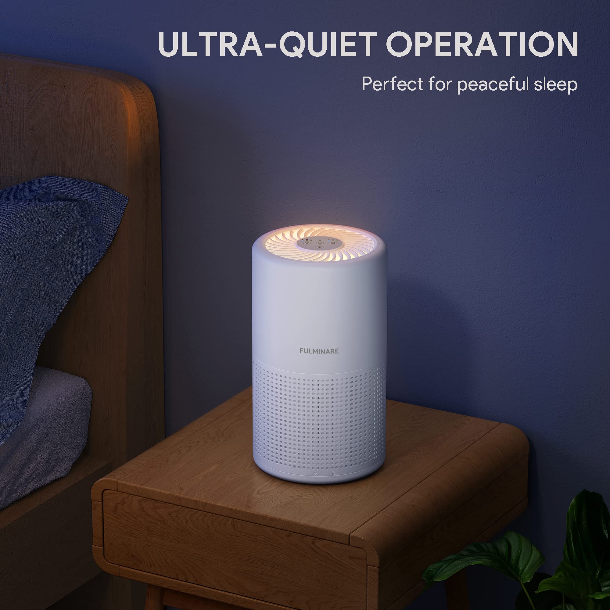 FULMINARE ambiente familiar con el purificador en uso cerca de una cama