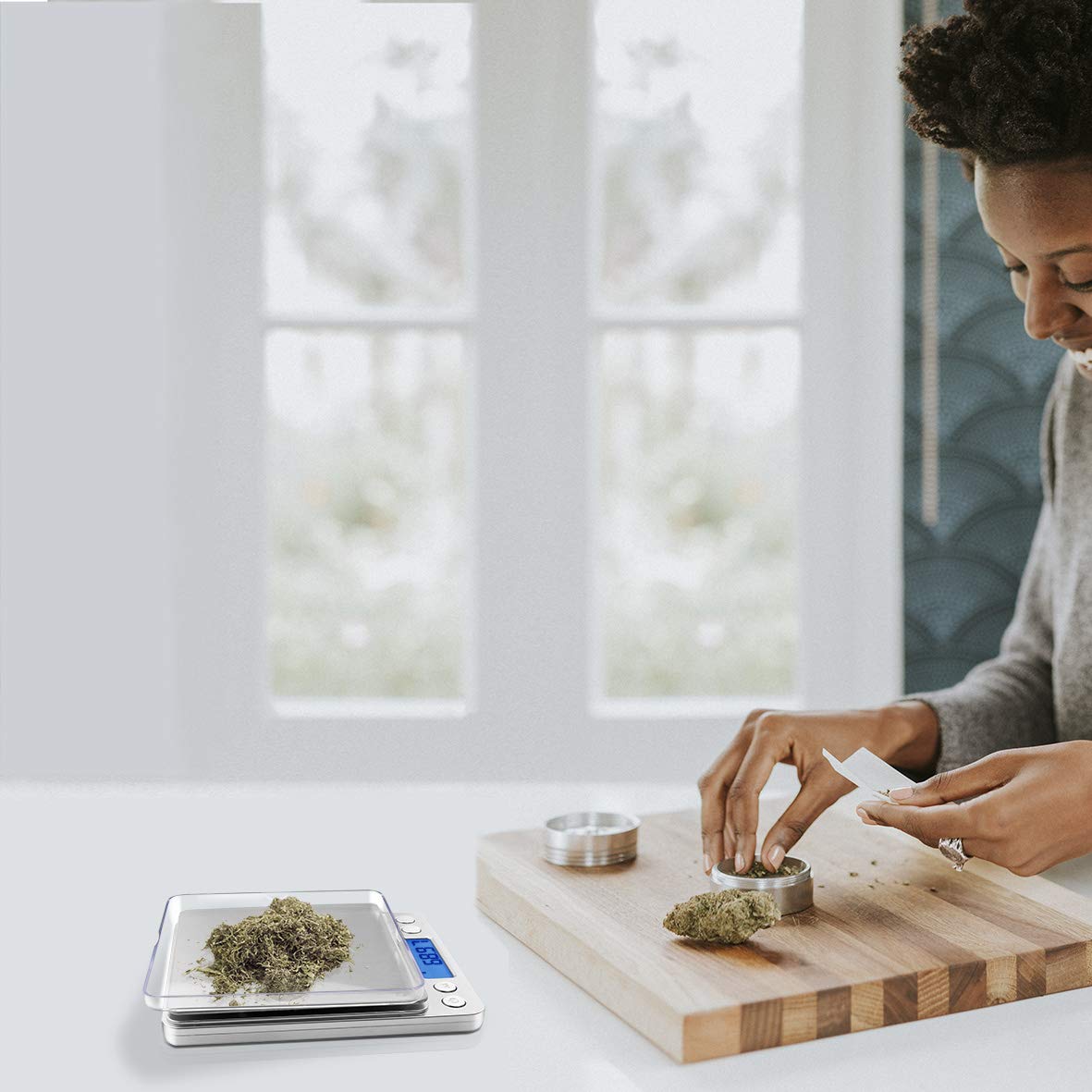 Fuzion tamaño en mano para apreciar portabilidad y almacenamiento fácil