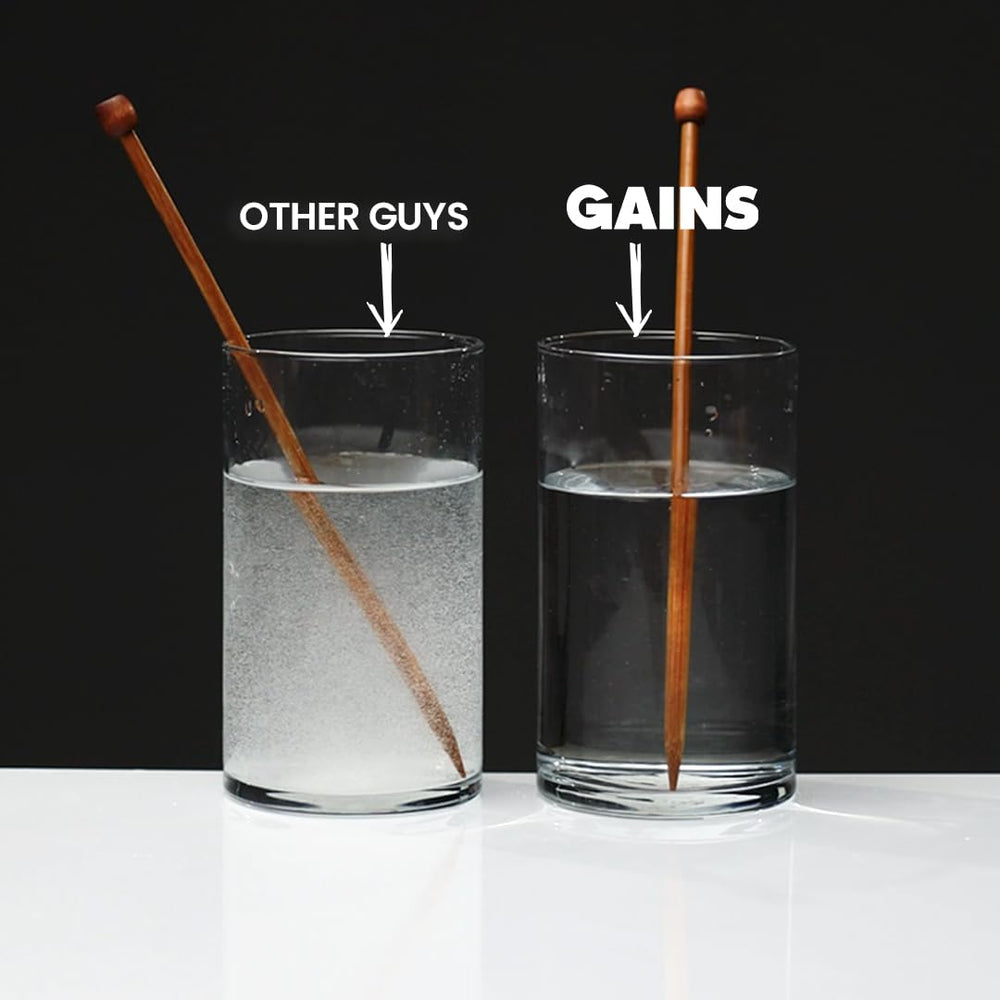 Gains in Bulk creatina disuelta en vaso clara, mezcla sin grumos ni sedimento