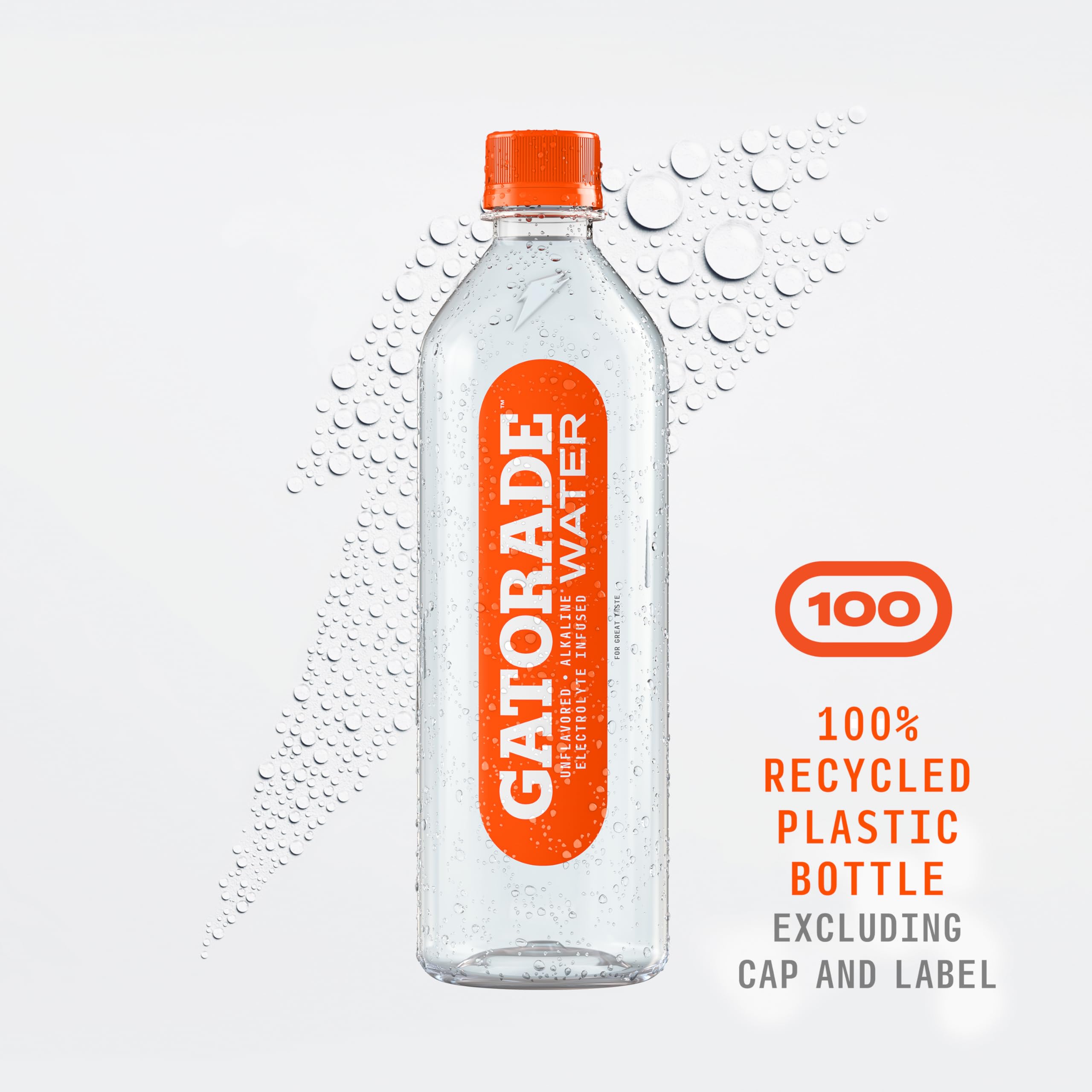 Gatorade agua durante entrenamiento al aire libre para hidratación tras ejercicio