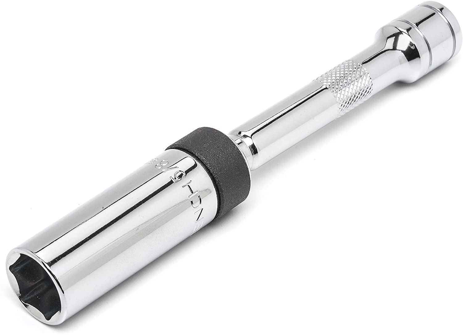 GearWrench detalle del inserto magnético que sujeta la bujía con seguridad
