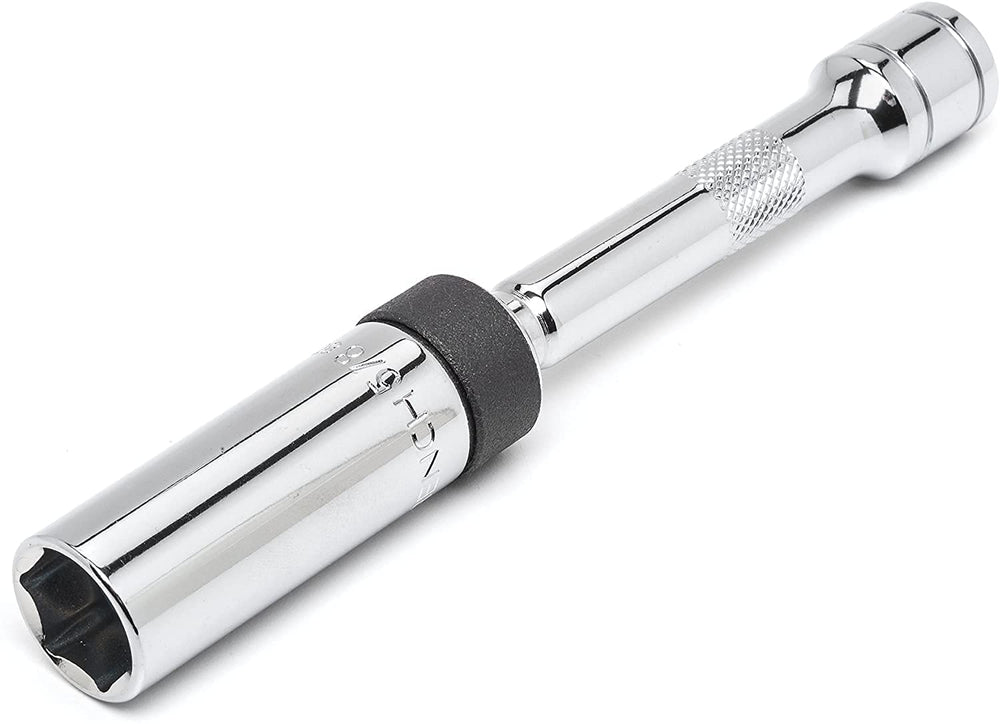 GearWrench detalle del inserto magnético que sujeta la bujía con seguridad