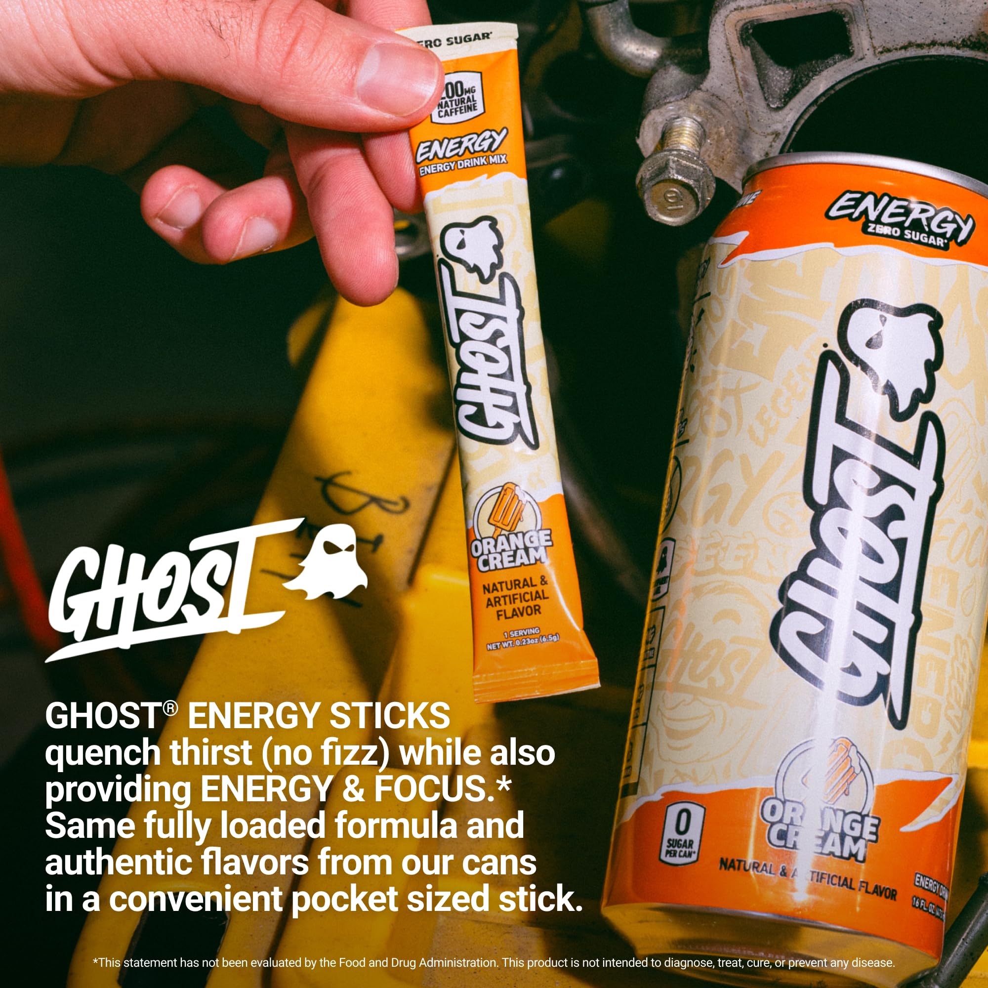 GHOST en manos after entrenamiento mostrando energía pre o post ejercicio