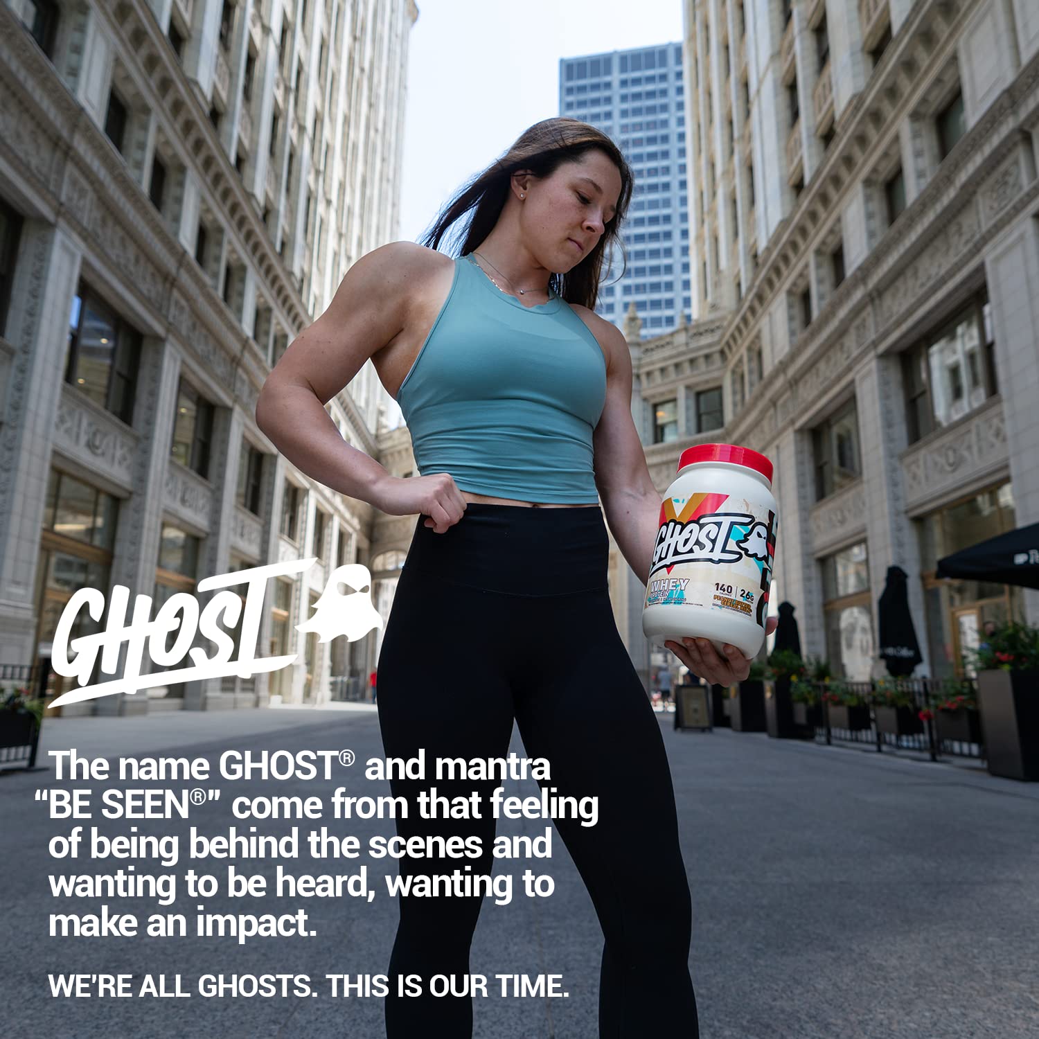 GHOST producto en gimnasio lifestyle evocando energía y estilo "Be Seen"