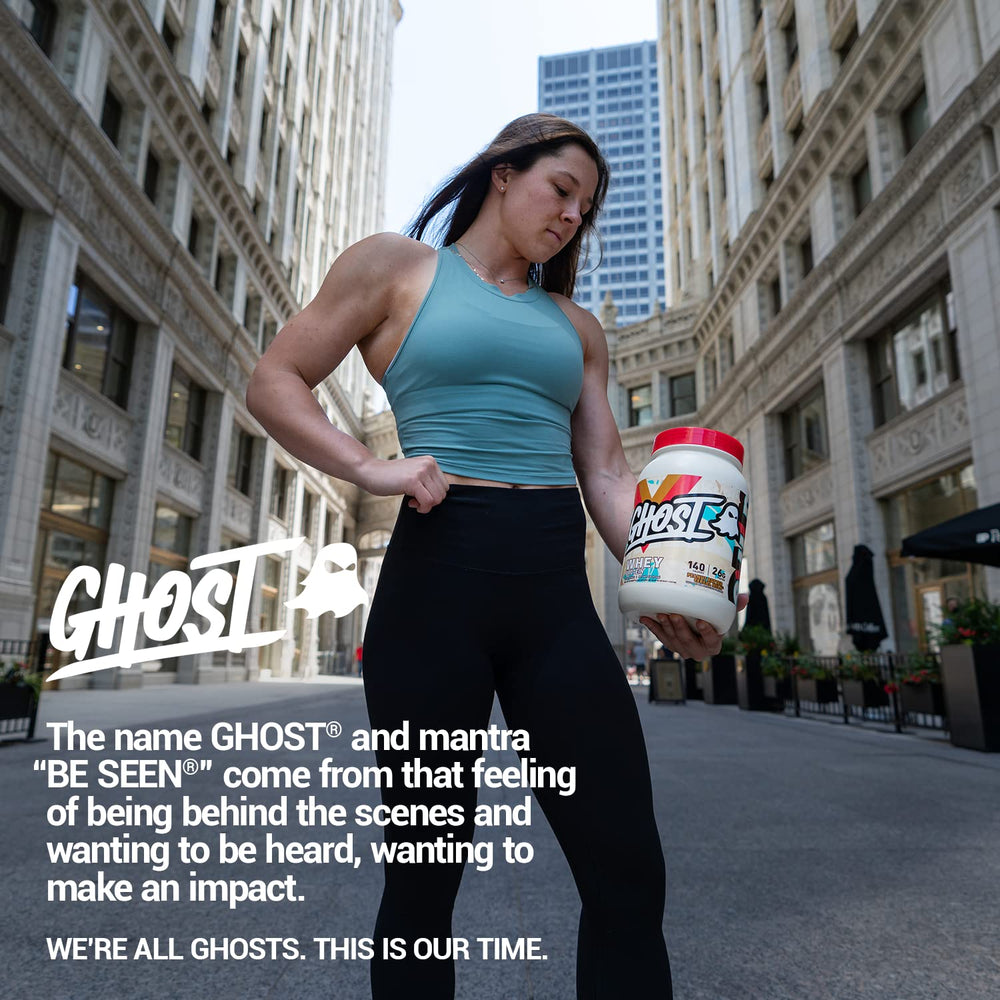 GHOST producto en gimnasio lifestyle evocando energía y estilo "Be Seen"
