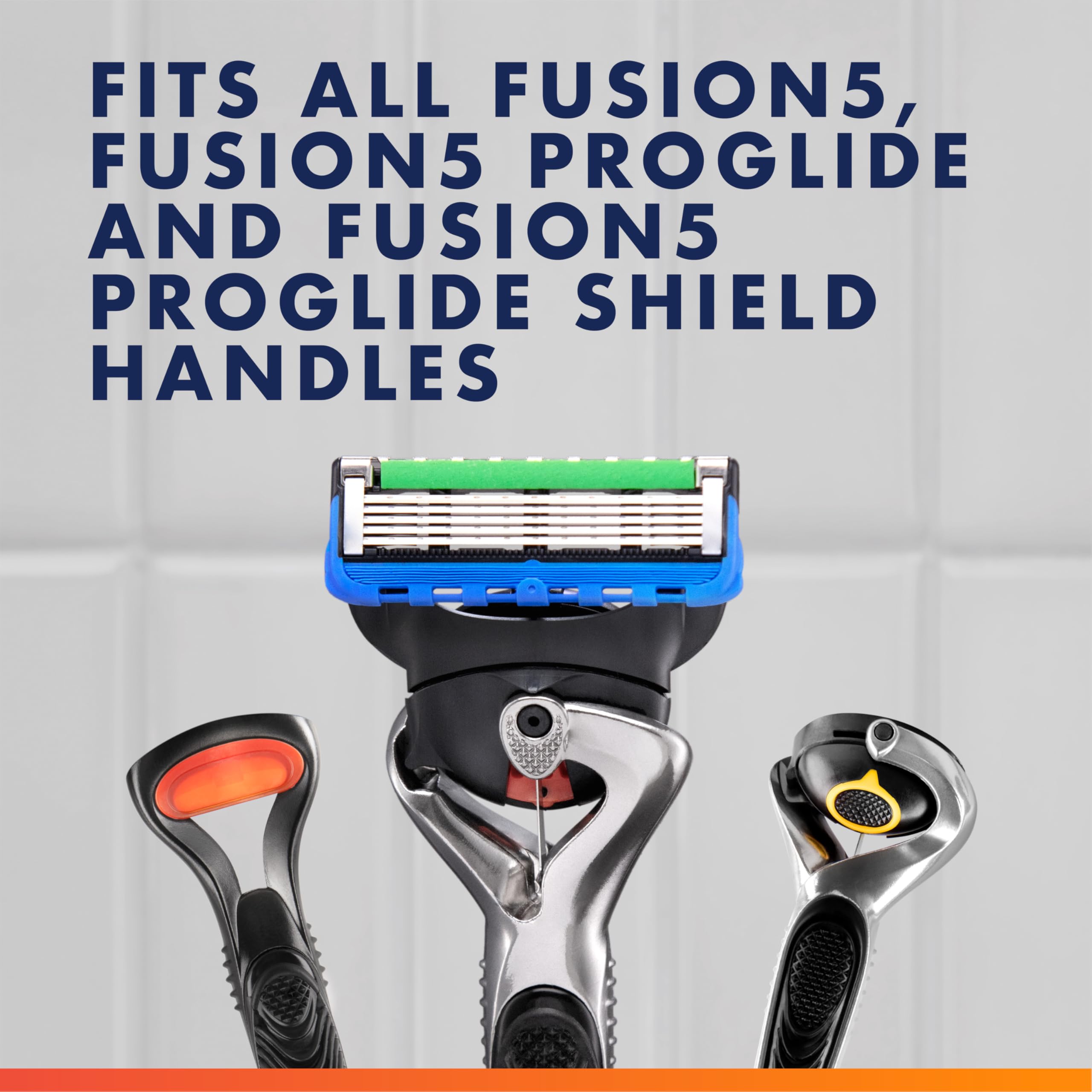 Gillette microfin y micropeine en close-up, preparación para menos tirones