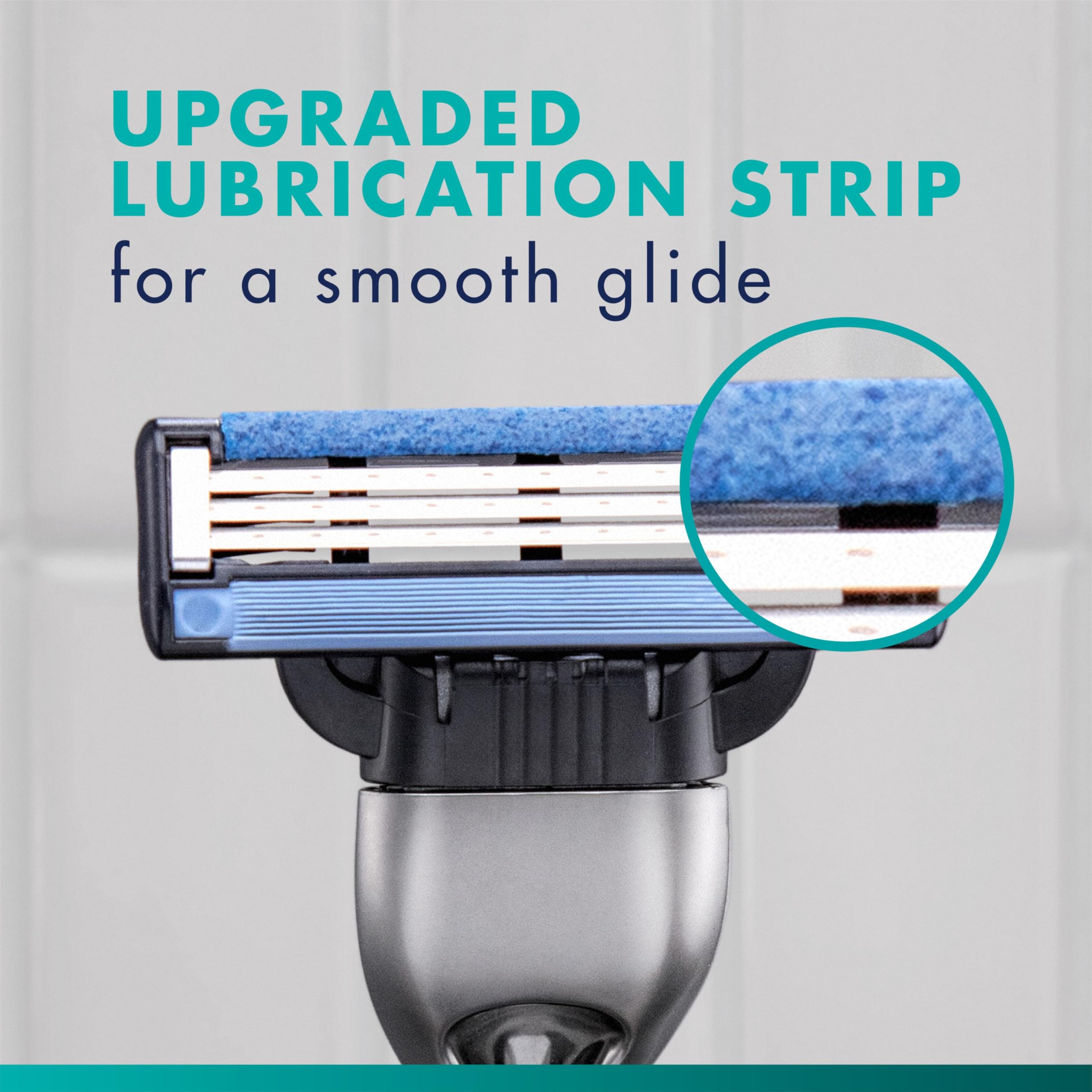 Gillette Mach3 hoja bajo agua demostrando fácil enjuague y limpieza rápida