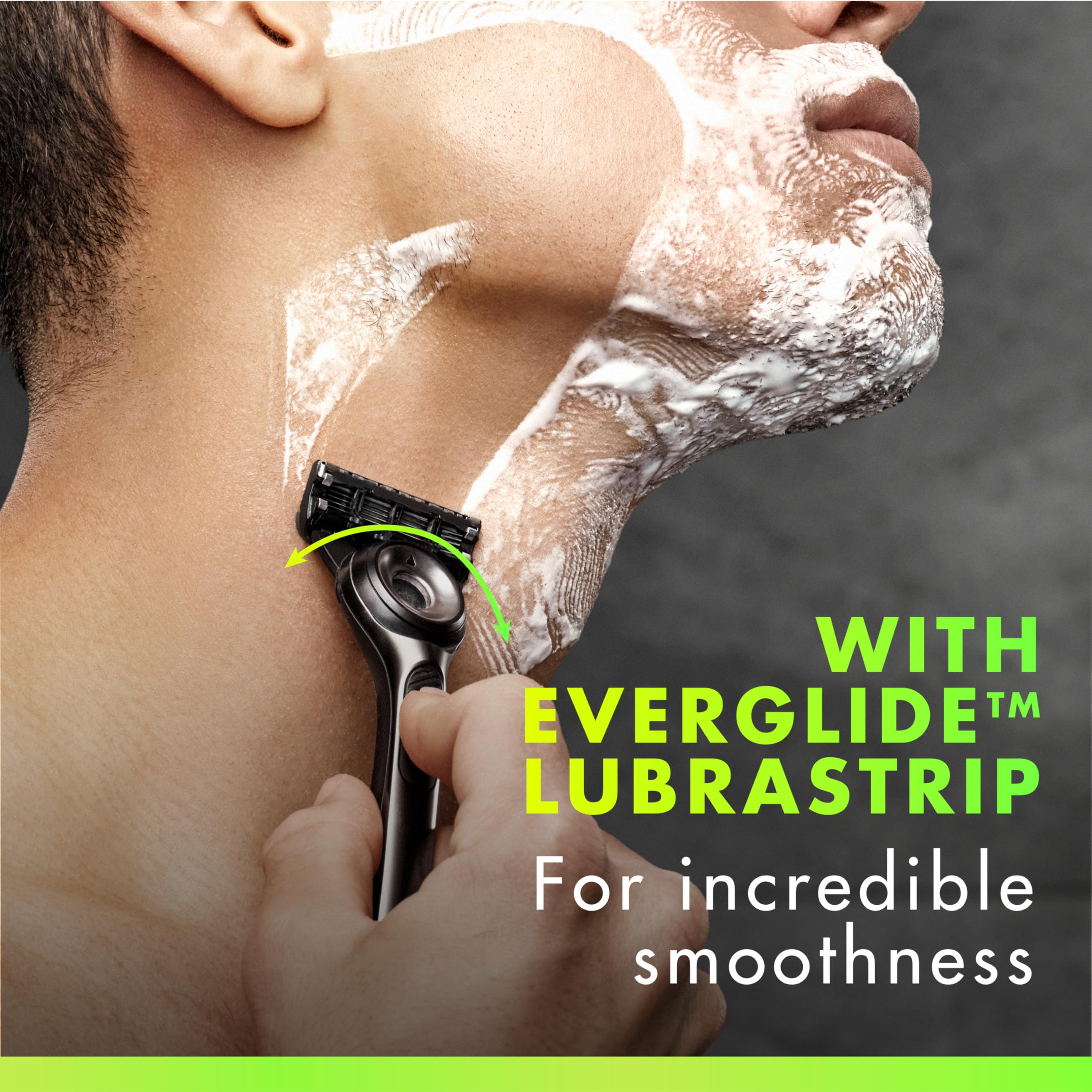 Gillette Labs cartucho instalado en mango calentador para experiencia reconfortante