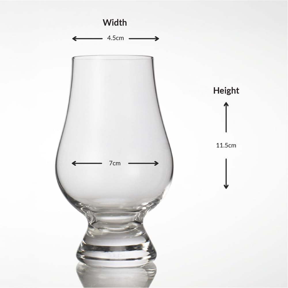 GLENCAIRN copa en uso durante una degustación, mejora la experiencia sensorial