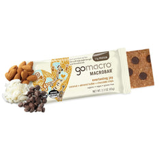 GoMacro corte que revela mantequilla de almendra cremosa y proteína