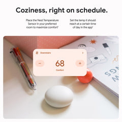 Google Nest Temperature Sensor en uso en salón optimiza temperatura local para bienestar