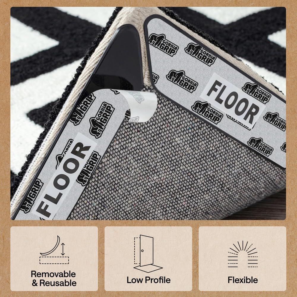 GORILLA GRIP colocado bajo sofá sujetando alfombra y evitando desplazamientos