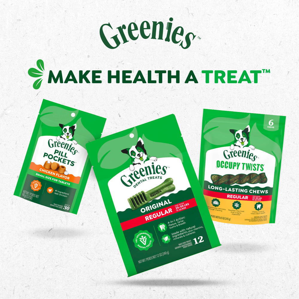 Greenies perro disfrutando un premio, refuerzo positivo evidente
