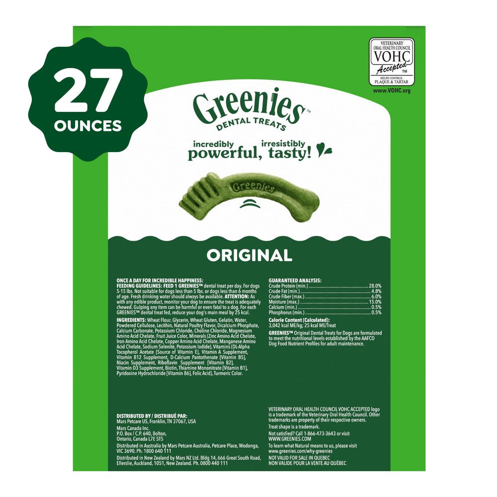 Greenies cerca de línea de encía ilustra efecto limpiador