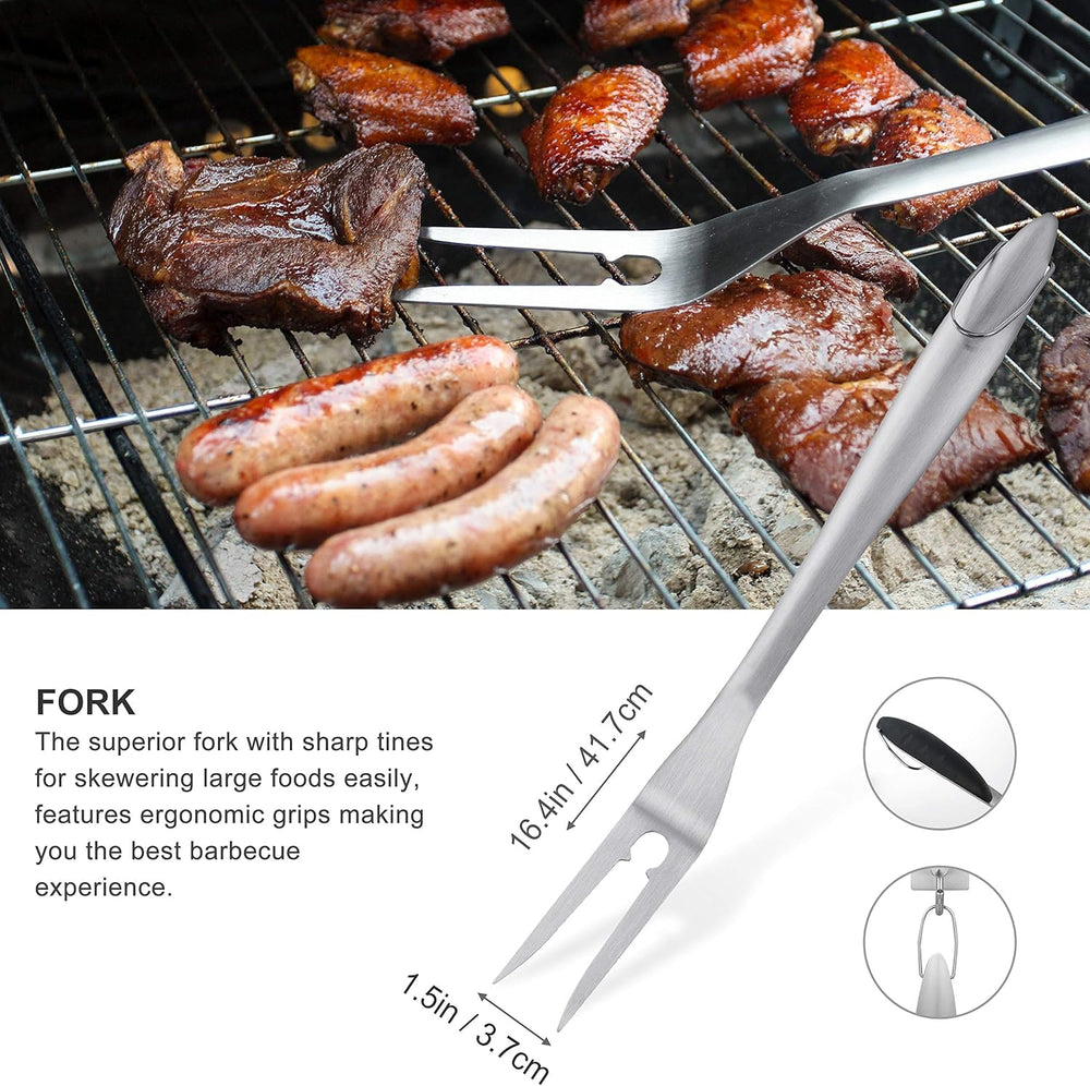 grilljoy grill brush with spare head demonstrating durable cleaning and replaceability