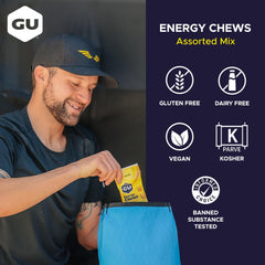 GU Energy chews bolsa abierta en manos listo para consumir durante ejercicio