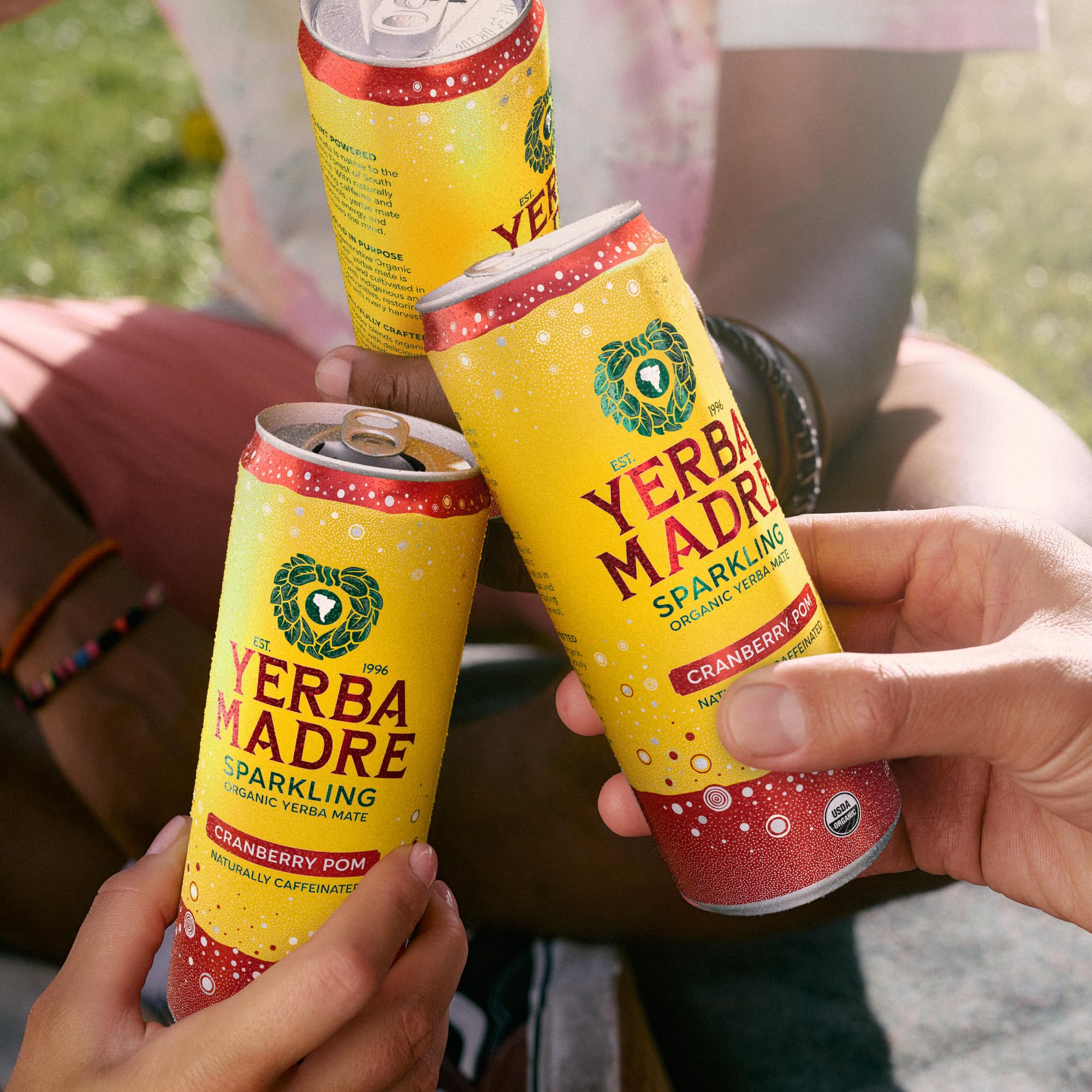 Guayaki Yerba Madre etiqueta con sellos orgánicos y prácticas regenerativas