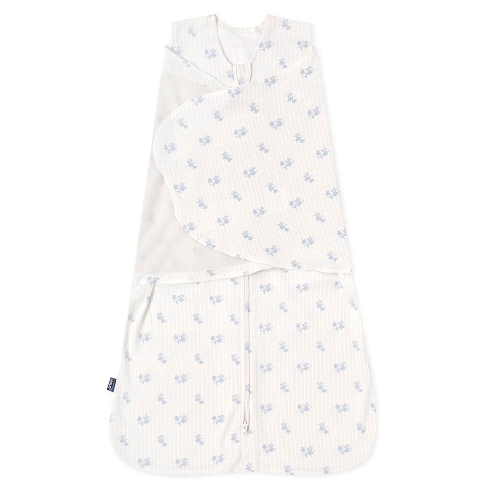HALO vista frontal del sleepsack Floral Vintage Stripe mostrando diseño y cierre
