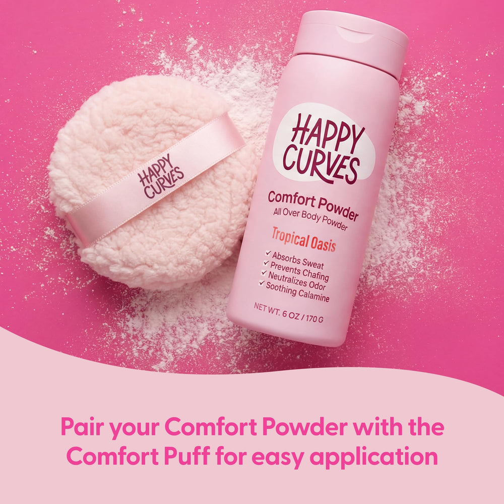 HAPPY CURVES escena lifestyle en playa transmitiendo frescura y aroma tropical
