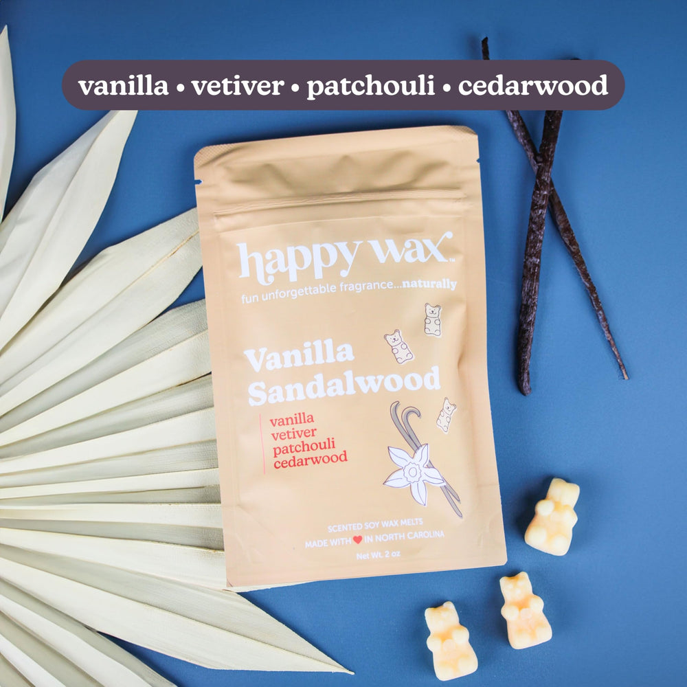 Happy Wax osito Vanilla Sandalwood en detalle mostrando forma y difusión aromática duradera