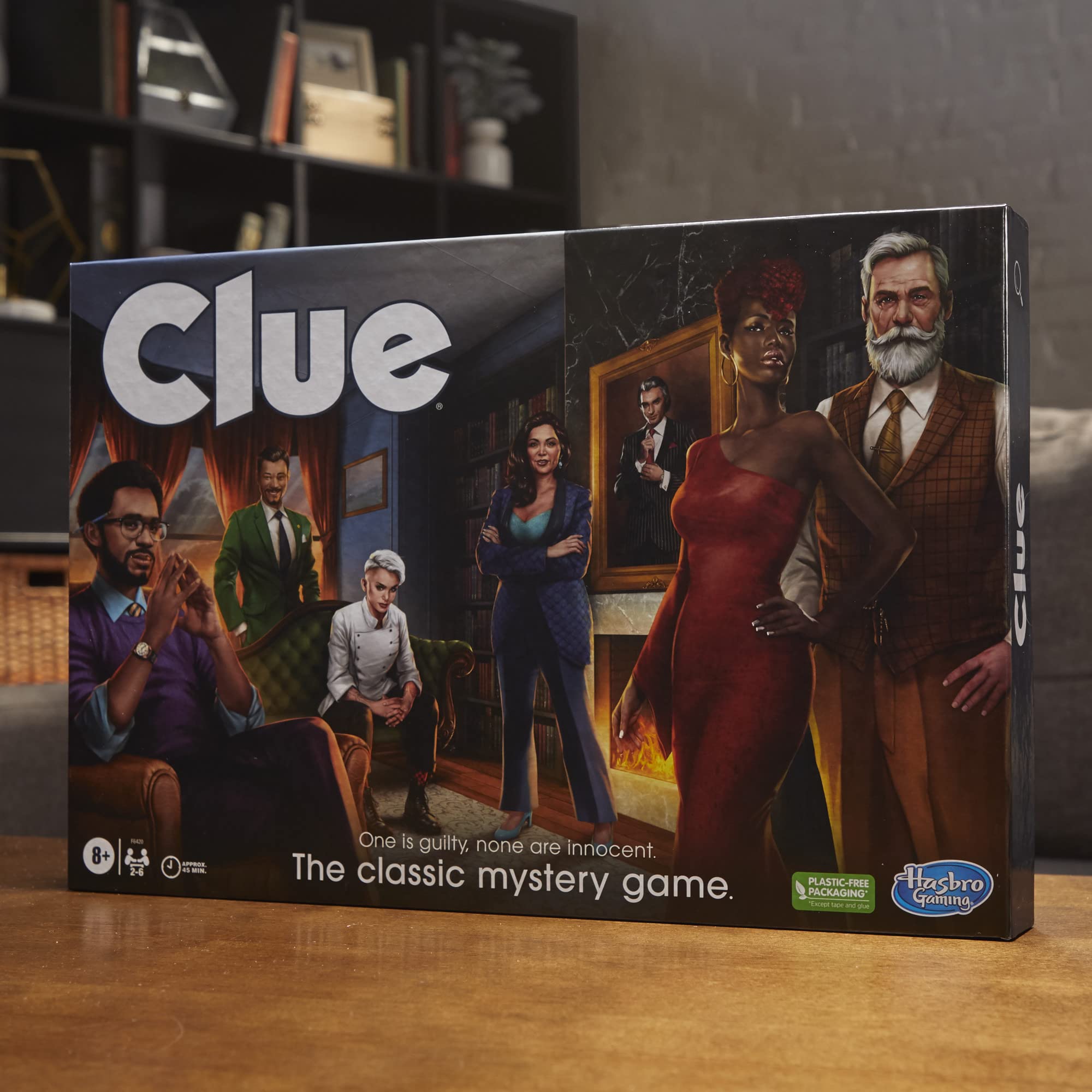 Hasbro Gaming comparación de tamaño de piezas para entender escala