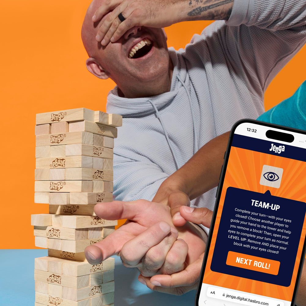 Hasbro Gaming torre inestable antes de caer crea suspense en cada turno