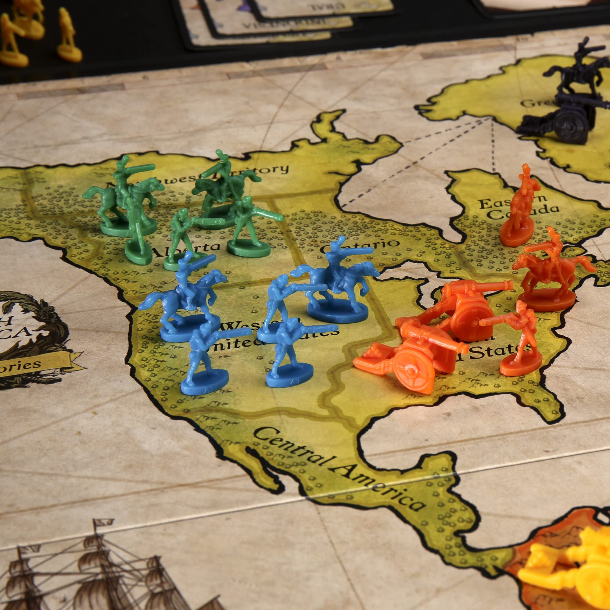 Hasbro Risk dados y accesorios que agilizan las batallas decisivas