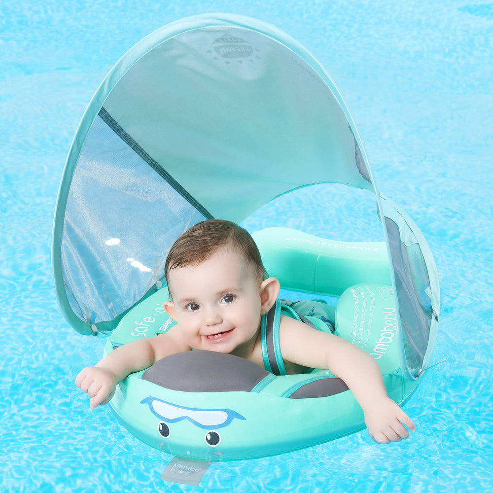 HECCEI flotador en piscina con bebé disfrutando bajo supervisión