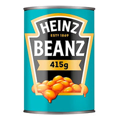 Primer plano HEINZ textura de alubias en salsa que muestra consistencia apetecible
