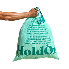 HoldOn frente del empaque mostrando 40 bolsas y beneficio ecológico