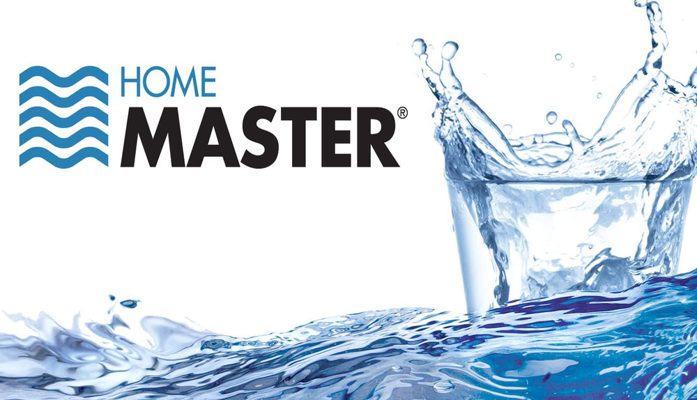 Home Master comparación de tamaño con mano mostrando facilidad de cambio y ahorro de espacio