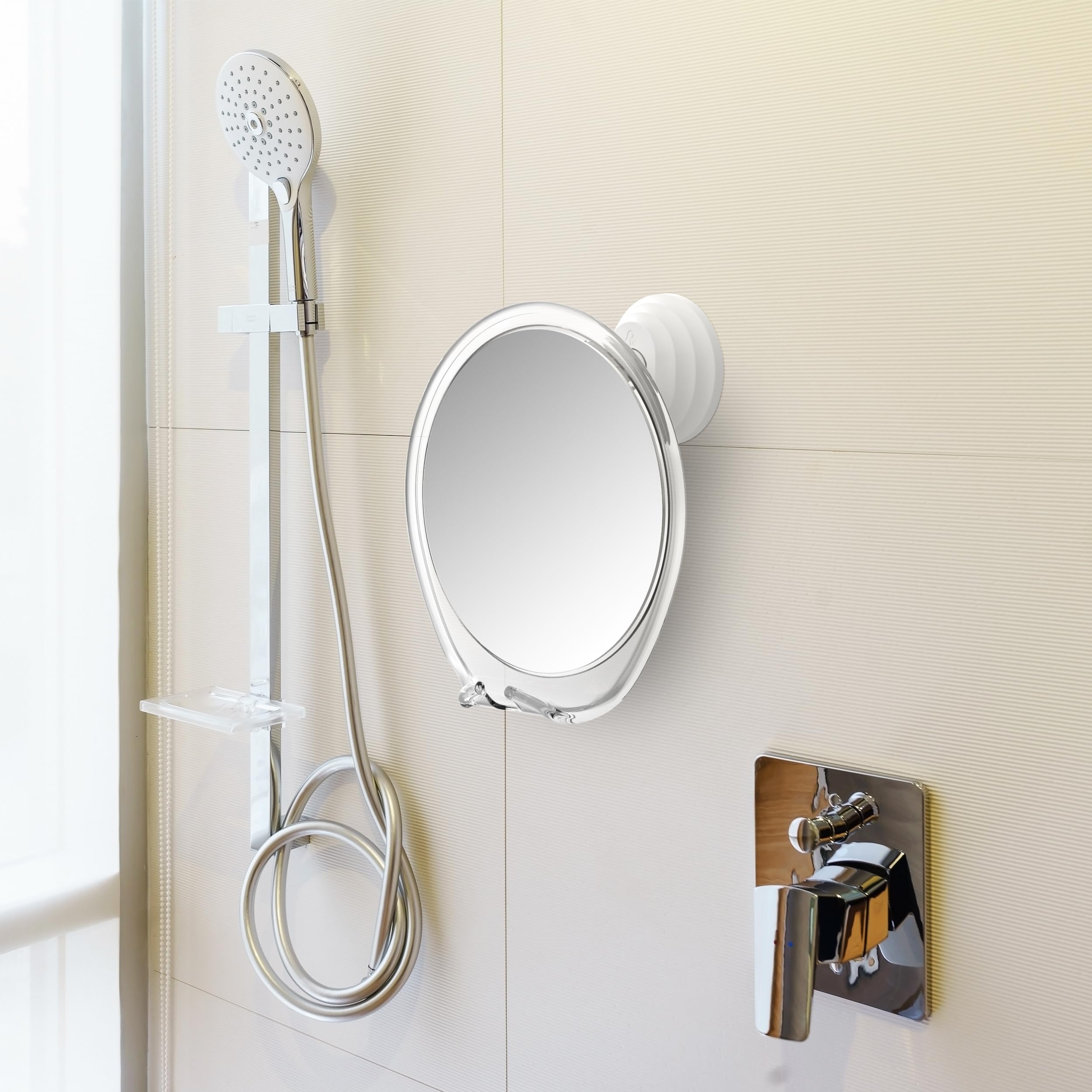 HONEYBULL estilo de vida en baño compartido mostrando orden y ahorro de tiempo