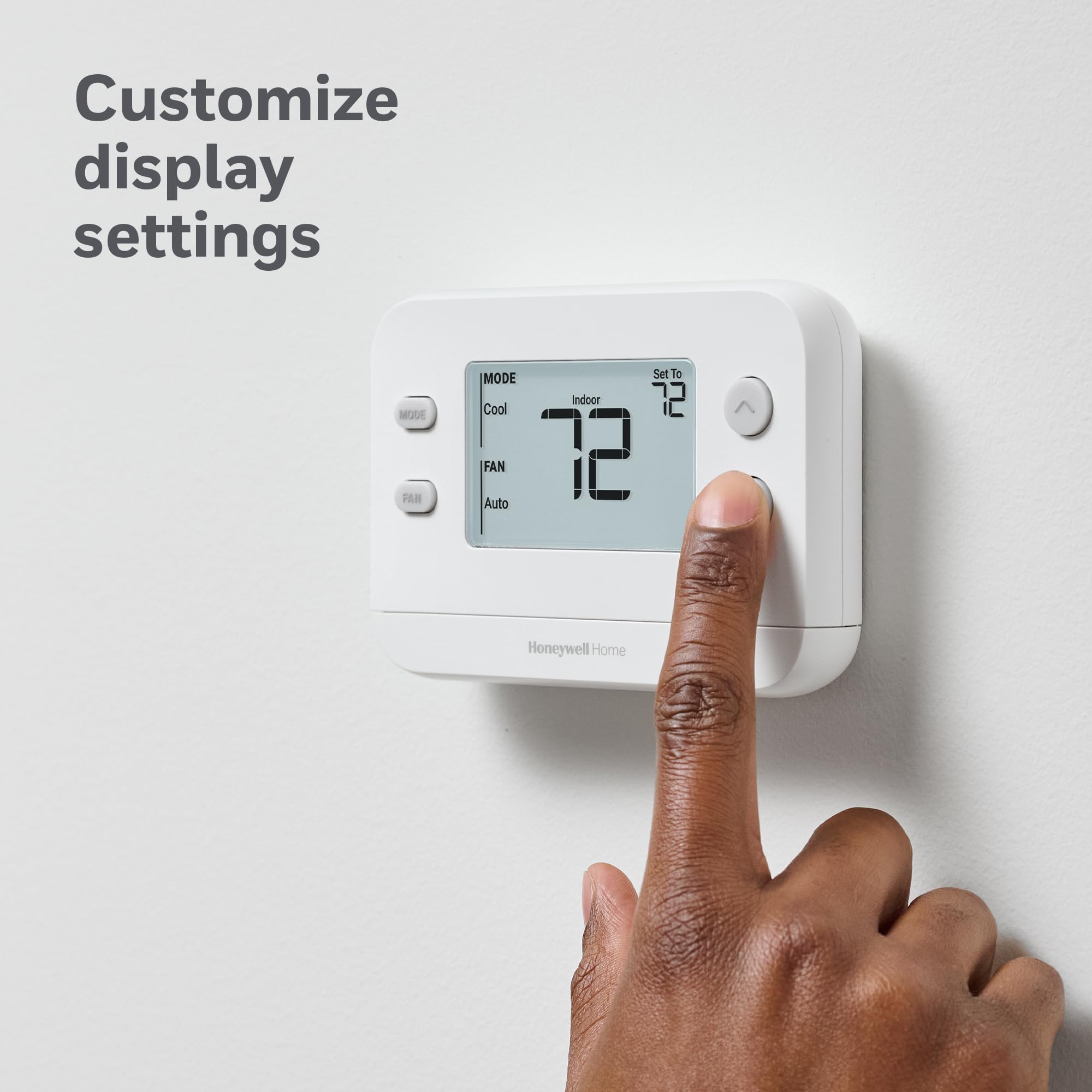 Honeywell Home X1N instalado en pared mostrando tamaño y estilo