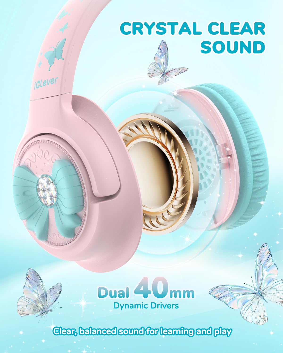 iClever C371 niña usando auriculares en estudio mejora concentración