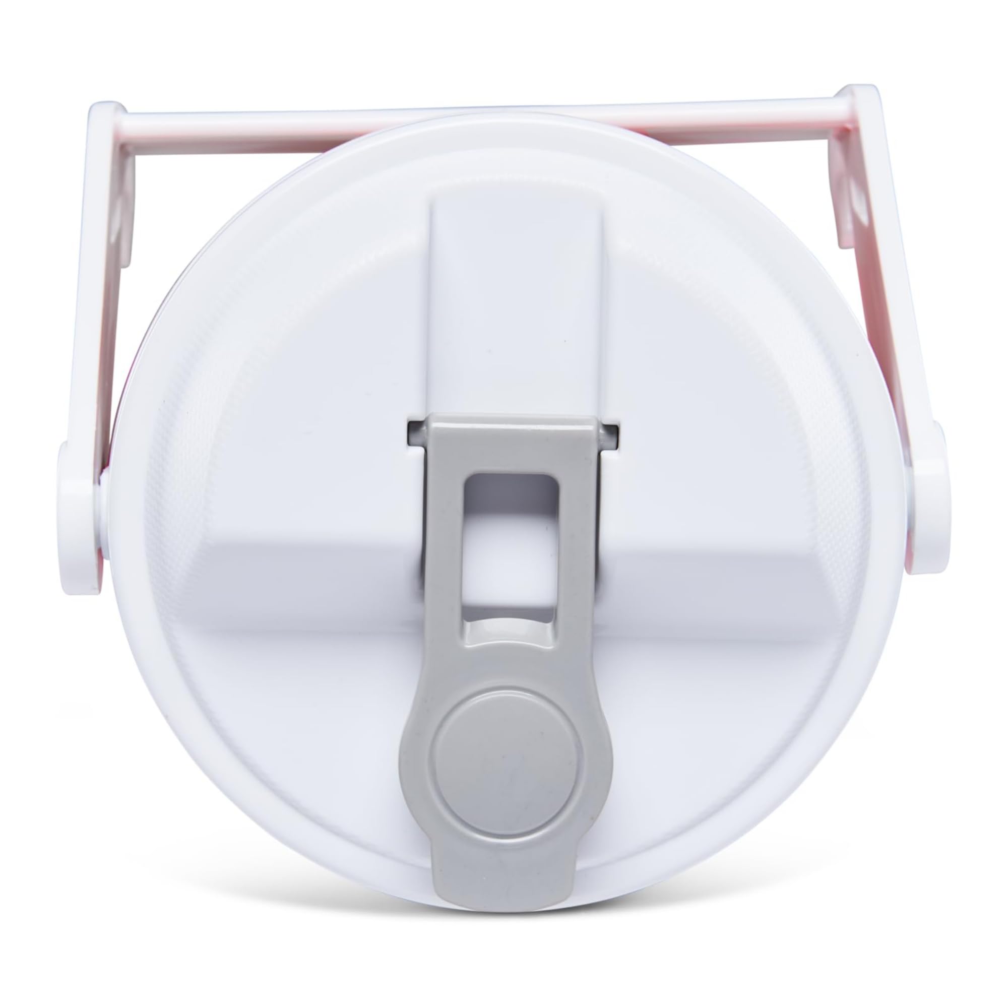 Igloo flip-cap closeup demonstrating secure closure and spill protection